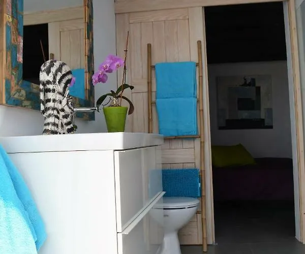 Apartament Palmeras *